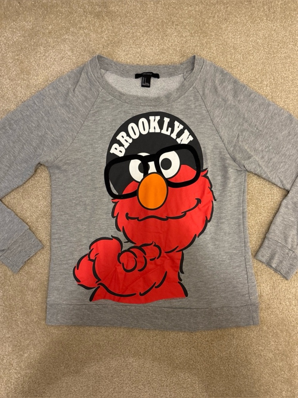 Forever 21 Brooklyn Elmo in Glasses Print Gray Sweatshirt Sweater Womens Size S